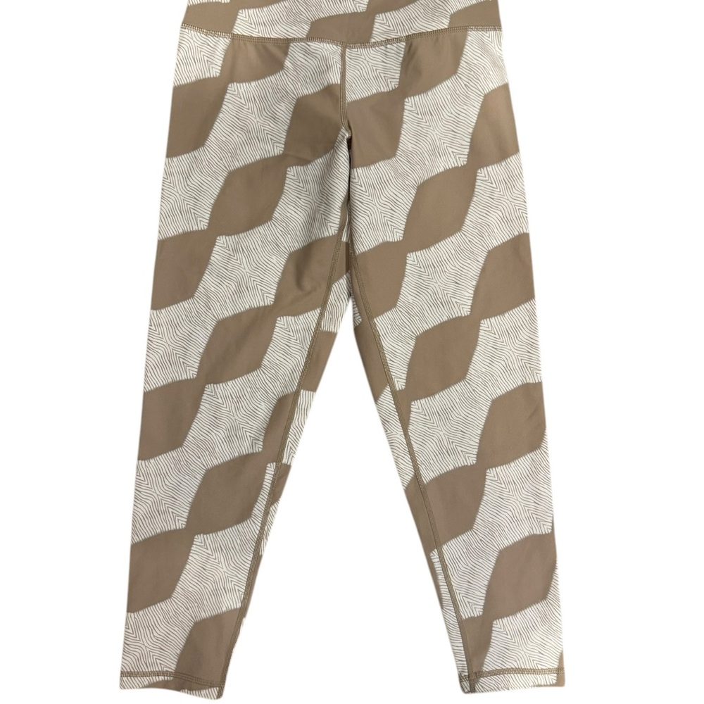 Aerie Beige and White Patterned Leggings “like new”